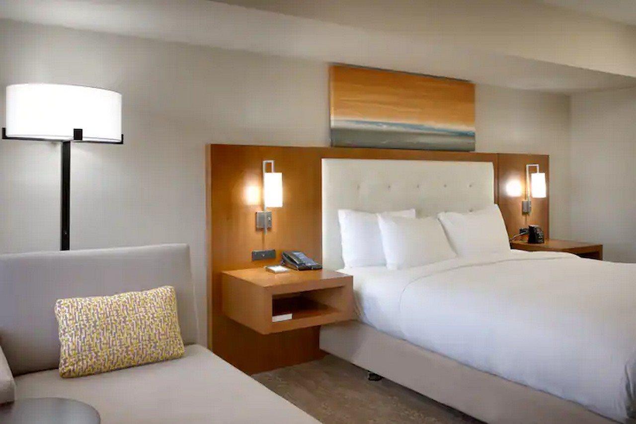 Hilton Tucson East Hotell Exteriör bild